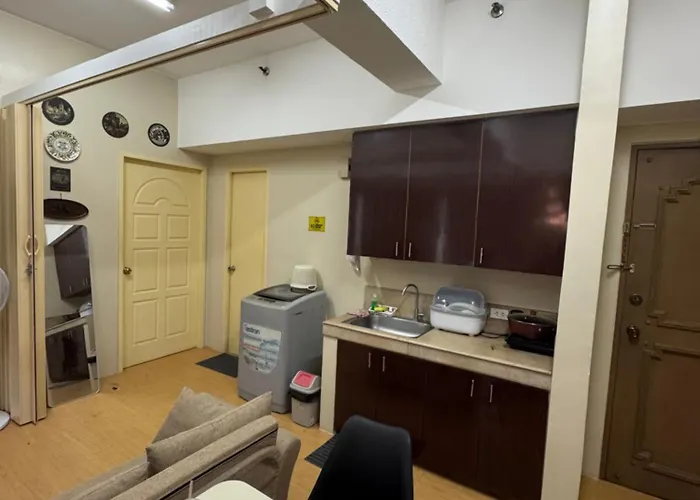 Greenhills Commercial Center 1-2br * مانيلا